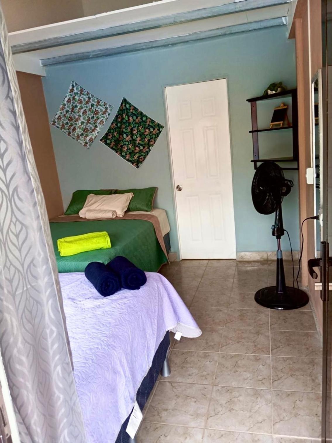 Habitaciones Kolibri Quepos Kültér fotó